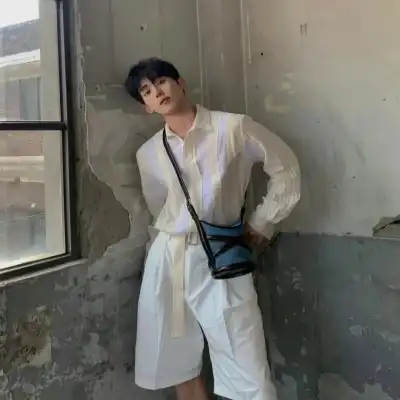 项蔚